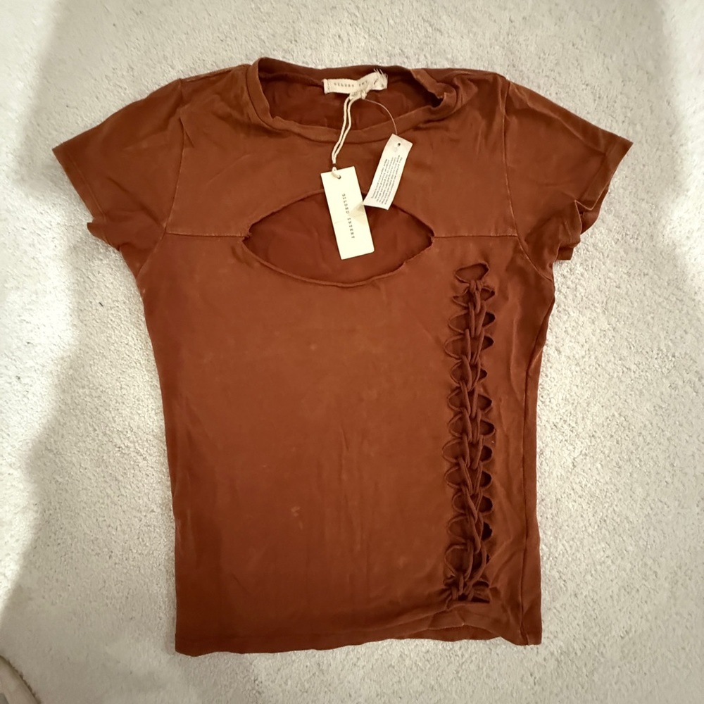 Gilded Intent from The Buckle Short Sleeve Top NWT